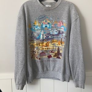 Size medium Disneyland crewneck sweatshirt